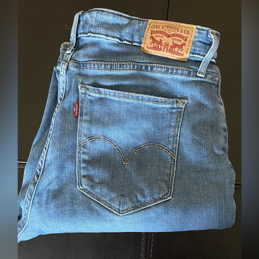 Levi’s High Rise Bootcut Jeans
